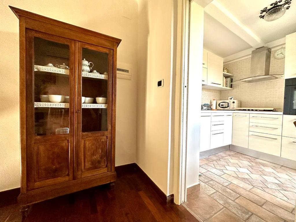 Ferienwohnung Casa Danila Quercianella Exterior foto