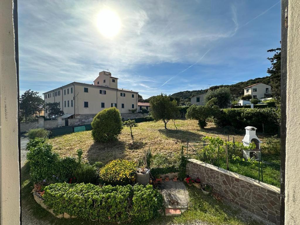 Ferienwohnung Casa Danila Quercianella Exterior foto