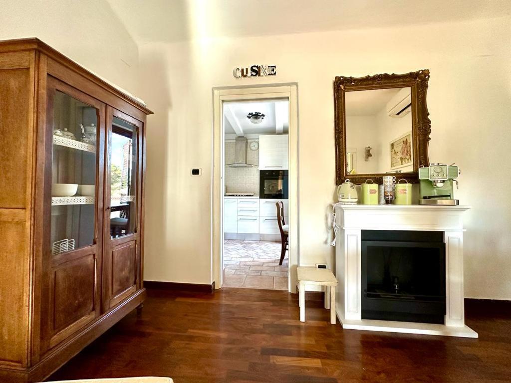 Ferienwohnung Casa Danila Quercianella Exterior foto